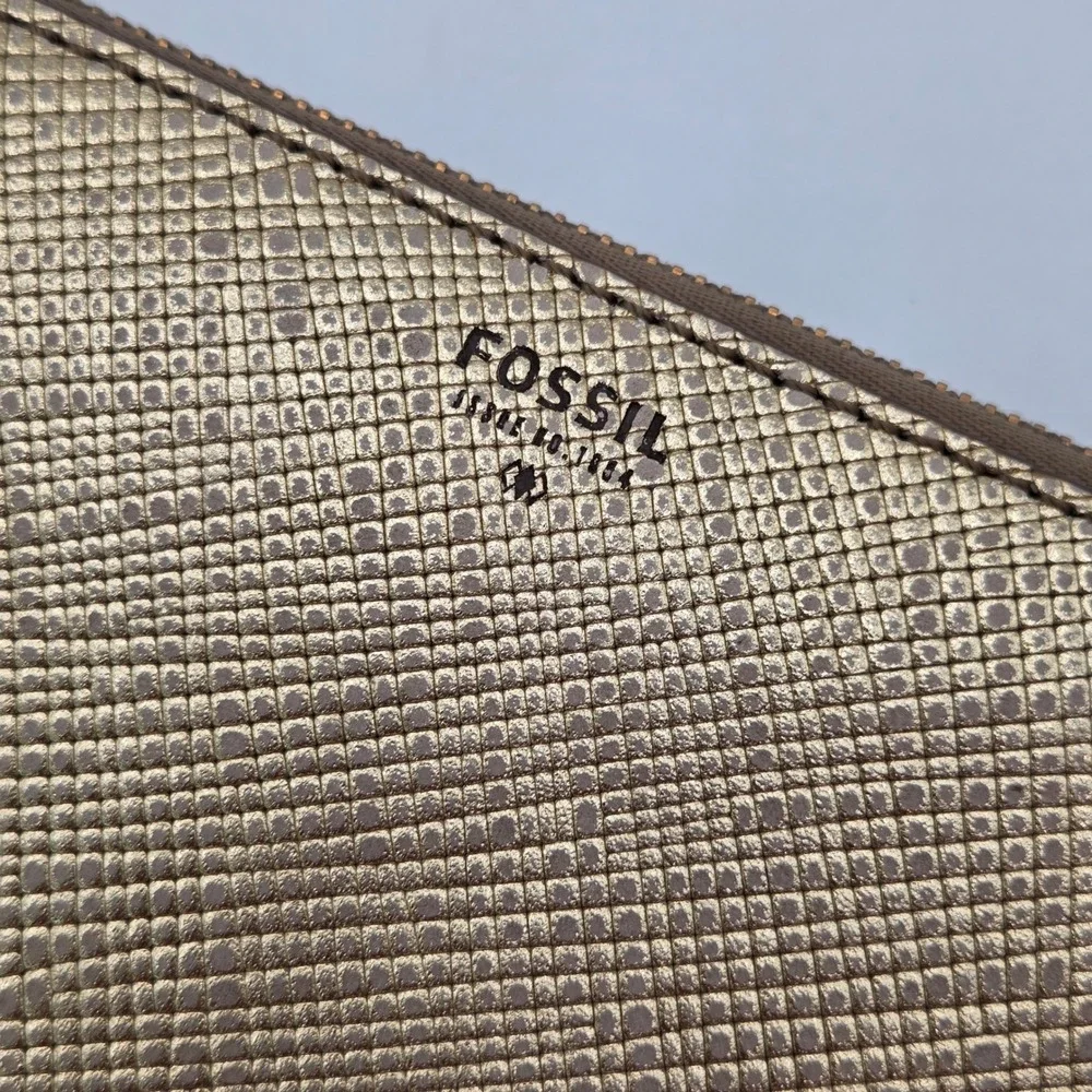 Fossil Logan Zip Around Clutch Wallet Metallic Gold Snake Embossed 8